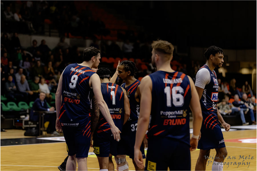 Subliem slot loodst Hubo Limburg United naar zege in Leuven