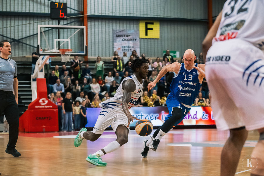 Cale beslist de wedstrijd tegen Donar Groningen met een bom!