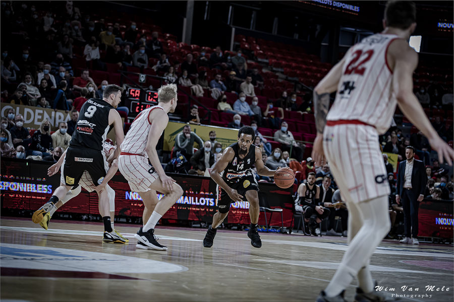 Collectief sterk Hubo Limburg United klopt Charleroi en houdt Elite Gold League in het vizier